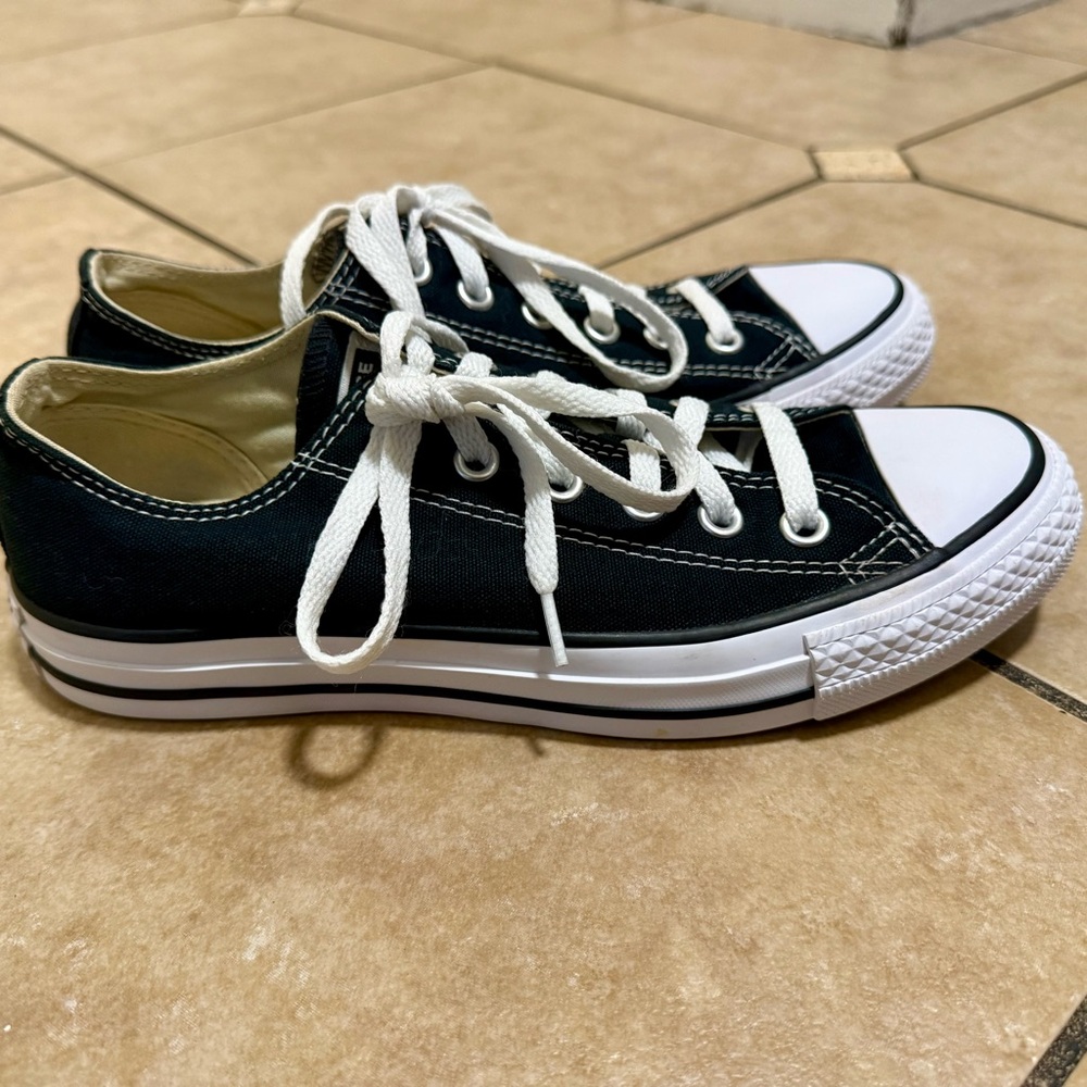 Women’s Converse